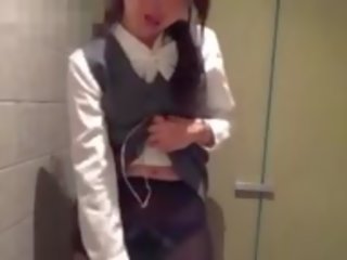 Japoniškas ofisas ponia yra secretly ekshibicionistas ir kamera