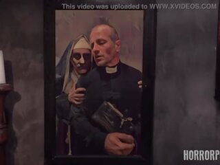Horrorporn damned mníška
